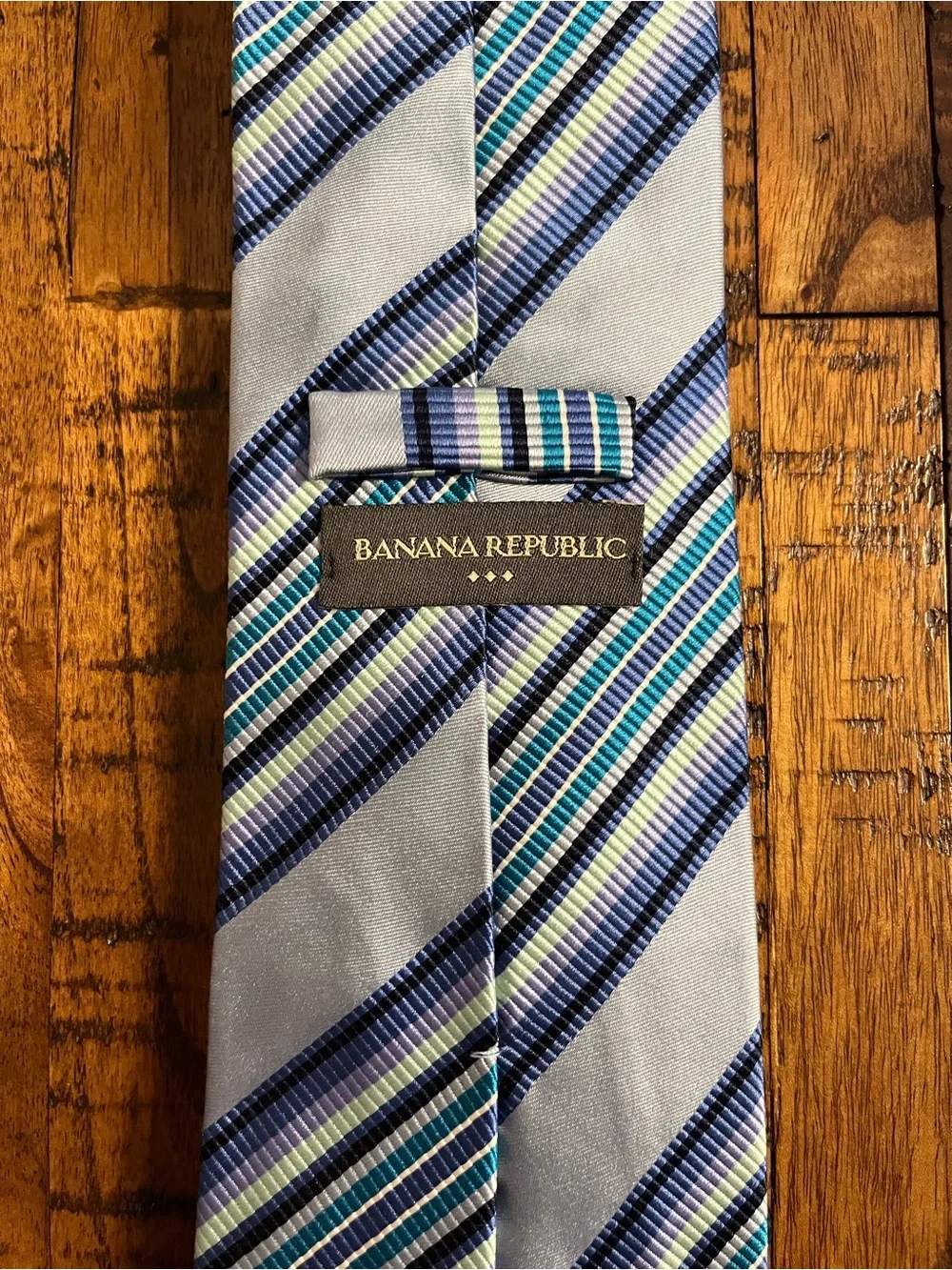 Banana Republic Men’s Tie Lot of 2 / 100% Silk Designer Neck Ties Classic Dress